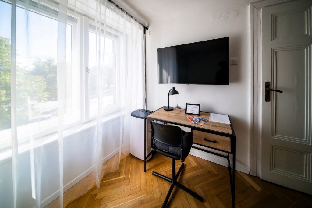 Workspace image 1