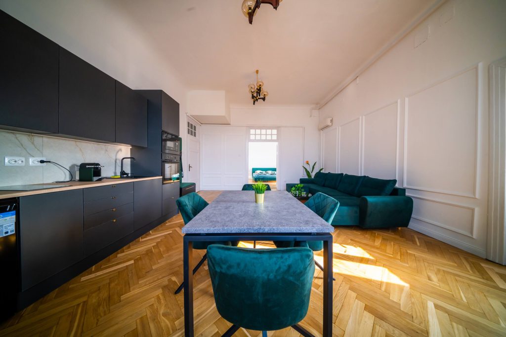 Downtown Suite