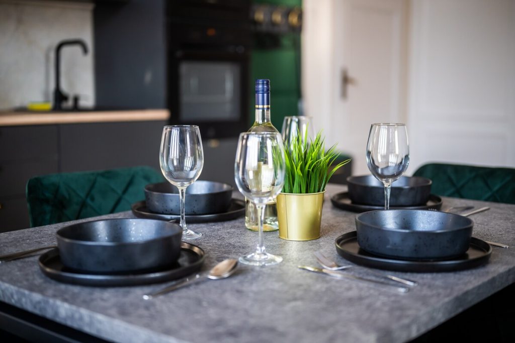 Full kitchen image 3