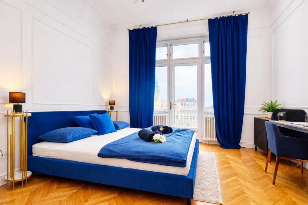Bedroom image 1