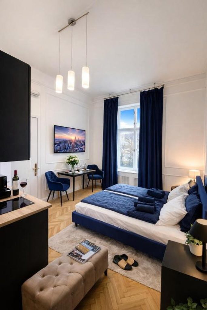 Bedroom image 4